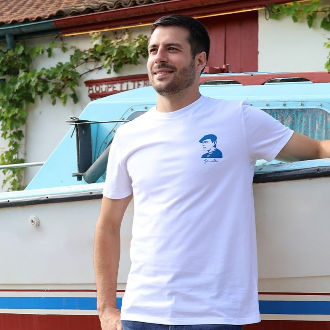 Elegant blue and white T-shirt for men