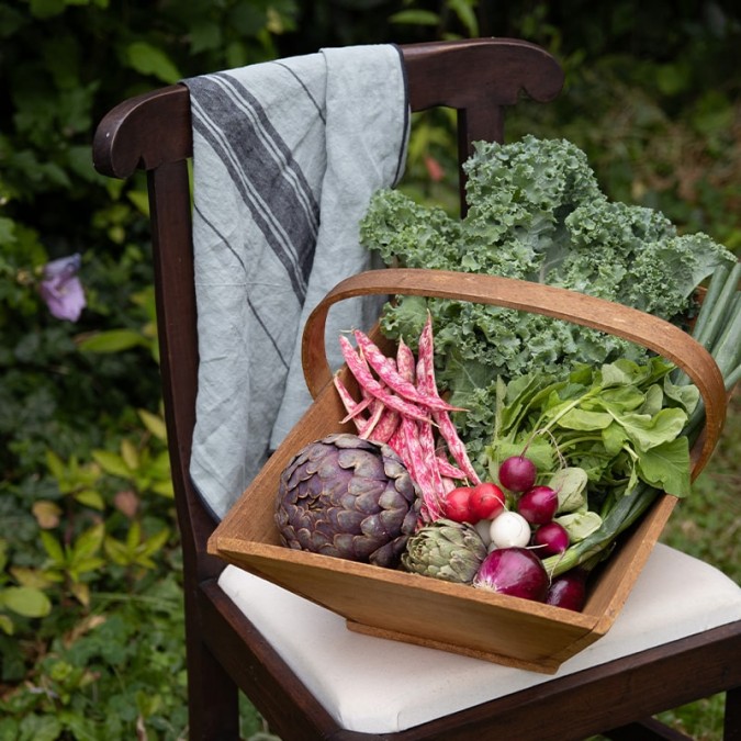 Kitchen towel from the Beaurivage range in an elegant Vert de Gris colour