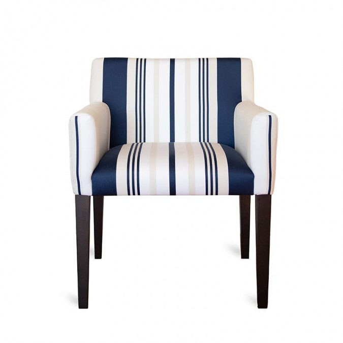 Ilargia armchair in Donibane midnight colour, customisable